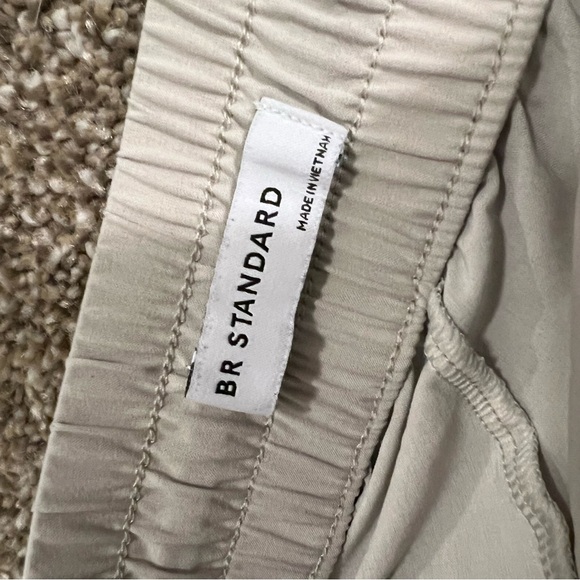 Banana Republic Small Standard Jogger - Picture 4 of 5